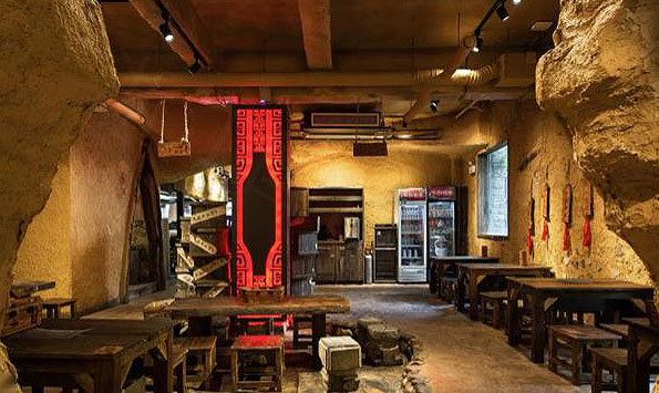 復(fù)古燒烤店裝修風格，簡而不凡，素而不寡