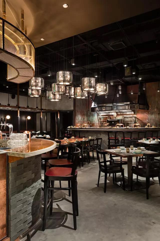 唇度Le cha teau厚烤牛排酒堡西餐廳色彩設(shè)計